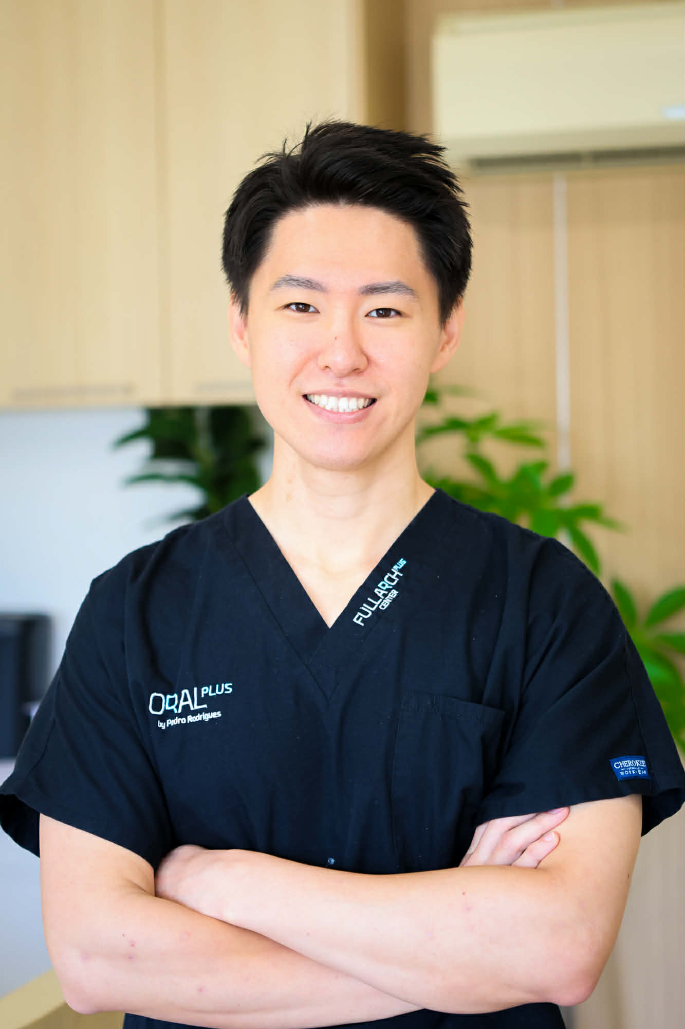 dr-leo-dental-surgeon